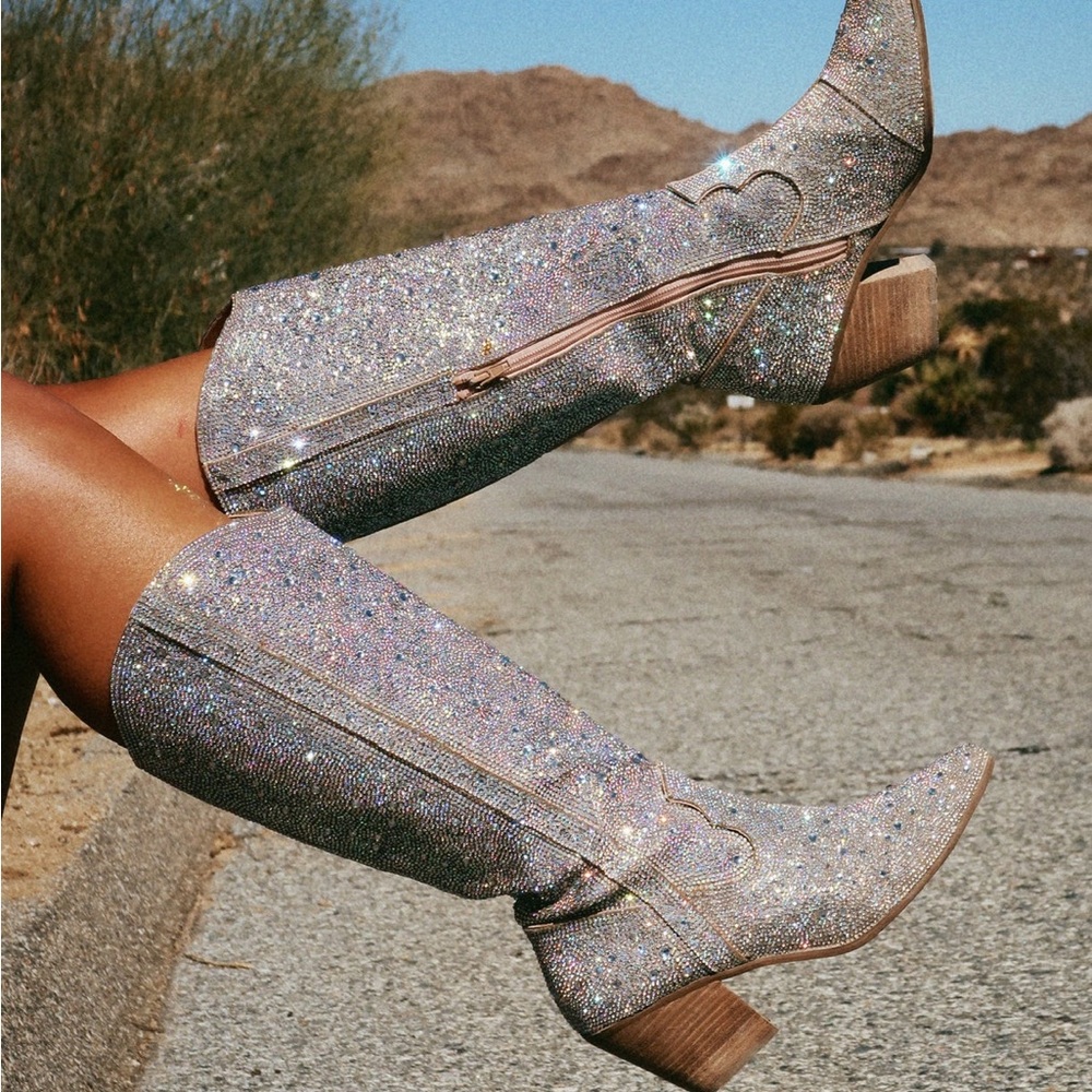 Matisse Anthropologie Rhinestone Nashville Western Boots size 9.5 - fit like 9